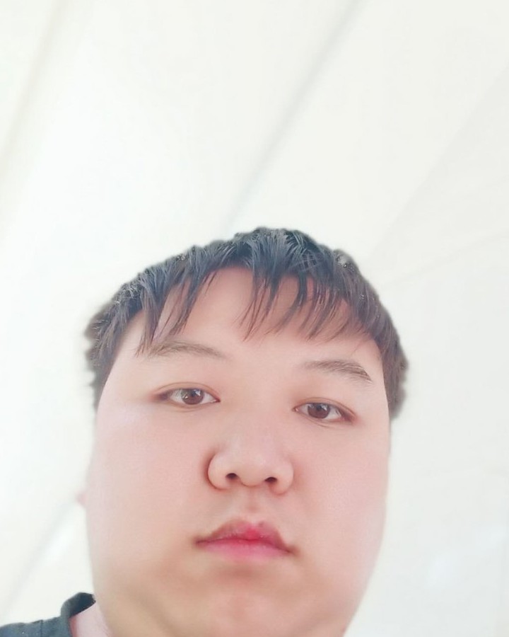 无帅哥：小洋 的征婚头像照片